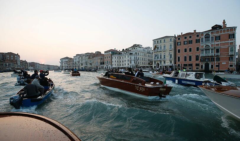 Traumhochzeit in Venedig: George Clooney und seine Amal sind jetzt verheiratet.