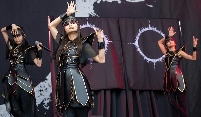 Die japanische Metal-Band Babymetal