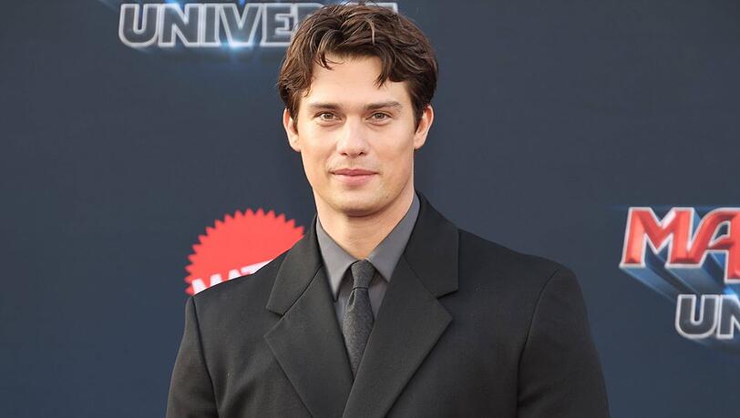 Für "Masters of the Universe" stellte Nicholas Galitzine seine Ernährung um. Für "Masters of the Universe" stellte Nicholas Galitzine seine Ernährung um.