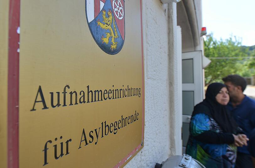 Anstieg um 169 Prozent: Zum Jahresende 2015 bezogen etwa 975 000 Asylbewerber entsprechende Hilfe, teilte das Statistische Bundesamt mit. Foto: Foto: Harald Tittel