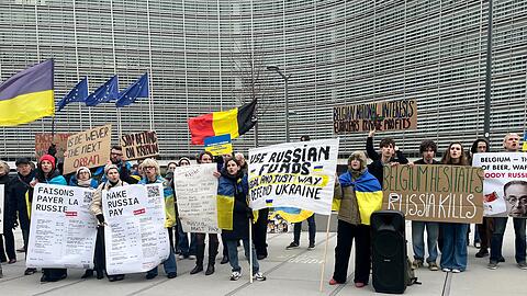 Die belgische Regierung blockiert den Plan bislang mit Verweis auf rechtliche und finanzielle Risiken.