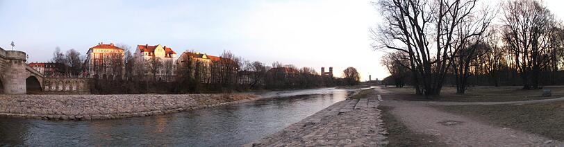 Ein AZ-Leser schickte diese Isar-Bilder aus München. "Die Ruhe in der Früh dort zu genießen ist das Schönste für mich".