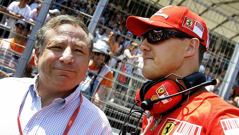 Langjährige Weggefährten: Jean Todt und Michael Schumacher (r.) Langjährige Weggefährten: Jean Todt und Michael Schumacher (r.)