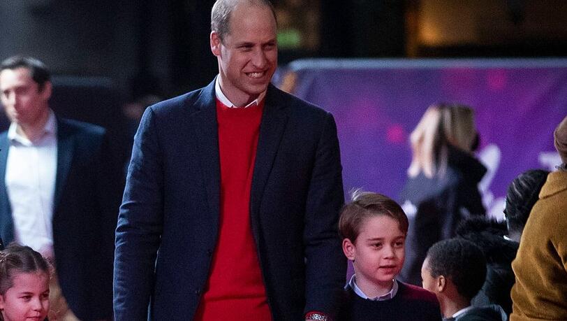 Prinz William und Prinz George bei einer Vorstellung in London.