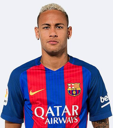 Auch Barcas Sturmkollege Neymar zog nach.