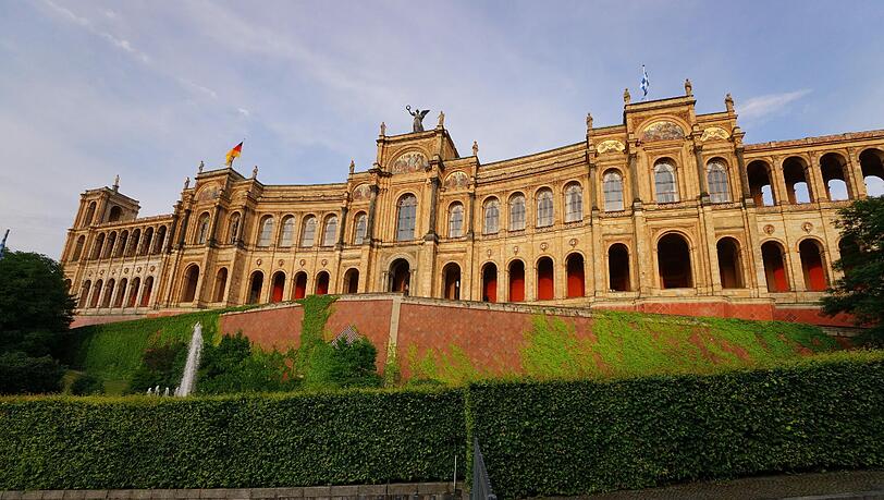 Ins Maximilianeum sind neun neue Stipendiaten eingezogen. Ins Maximilianeum sind neun neue Stipendiaten eingezogen.