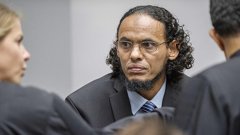 Ahmad Al Faqi Al Mahdi vor dem Internationalen Strafgerichtshof in Den Haag. Ahmad Al Faqi Al Mahdi vor dem Internationalen Strafgerichtshof in Den Haag.