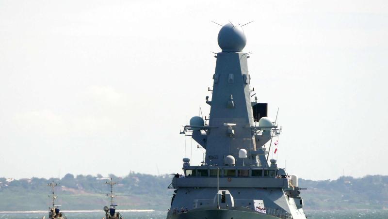 Im Zentrum des Zwischenfalls im Schwarzen Meer steht der britische Zerstörer "Defender".