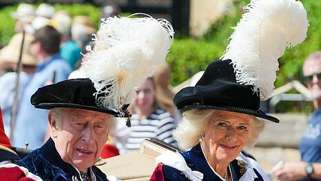 K&ouml;nig Charles und K&ouml;nigin Camilla am "Garter Day".