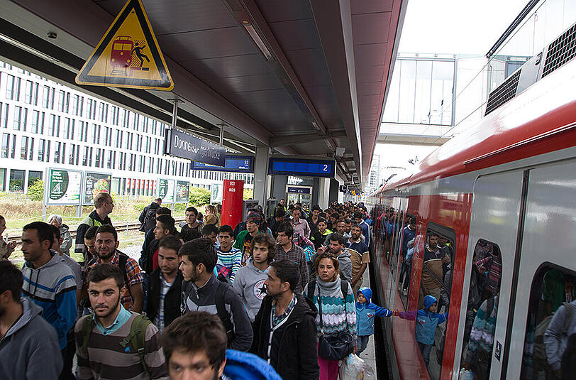 Neue Erfassungs-Prozedur: Vom Hbf geht es mit der S-Bahn zur Donnersbergerbrücke, dort erfolgt die Erfassung in einer Haller der DB.