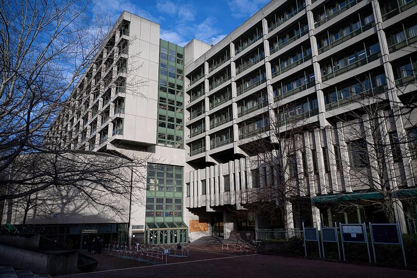 Im Strafjustizzentrum steht ein 37-Jähriger vor Gericht. Ihm wird sexueller Missbrauch von Kindern vorgeworfen.
