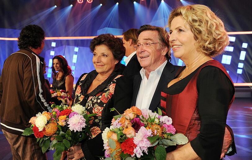 Die Schauspieler Monika Baumgartner (l-r), Elmar Wepper und Michaela May