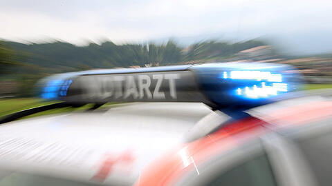 Zum Glück war ein Notarzt in der Nähe und konnte dem Bub gleich helfen.