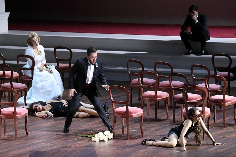 Anne-Sophie von Otter (Marcellina), Alex Esposito (Figaro) und Anna El-Khashem (Barbarina).