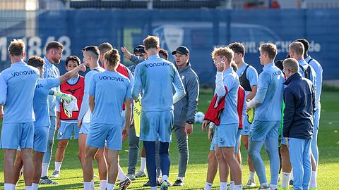 Markus Feldhoff will die Mannschaft des VfL Bochum aus der Krise führen.