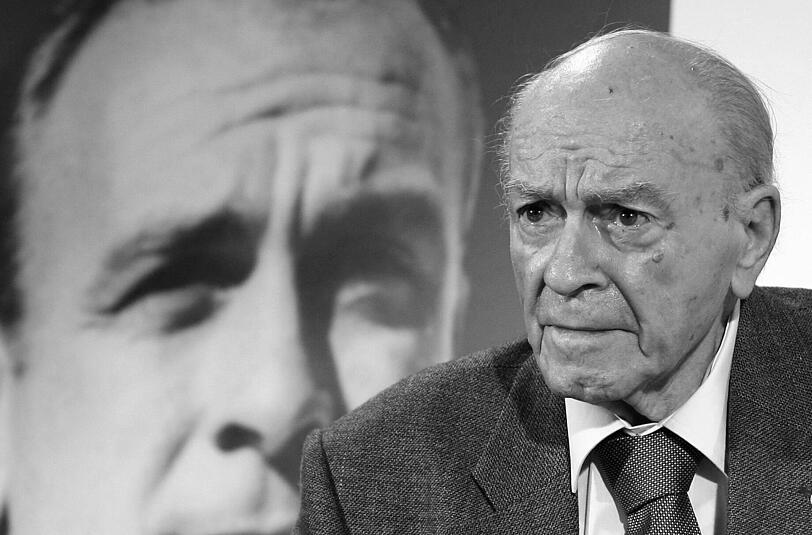 07.07. Alfredo die Stefano (88)
Die Fußball-Welt musste 2014 von eine ganz Großen Abschied nehmen: Die Real-Madrid-Legende Alfredo Di Stéfano verstarb im Juli. Der Superstar der 50er und 60er Jahre im "weißen Ballett" starb nach einem Herzinfarkt - drei Tage nach seinem 88. Geburtstag.