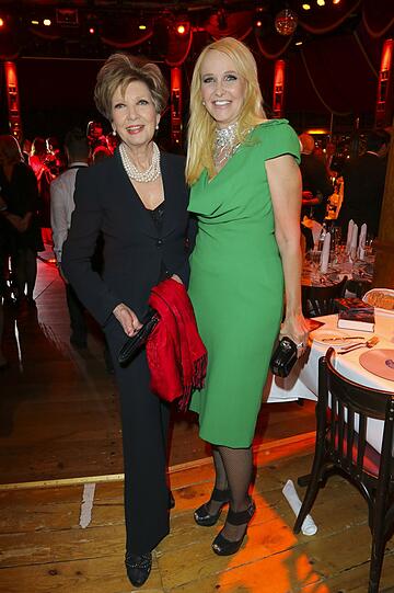 Carolin Reiber und Kristina Bach