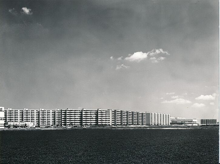 Prägt das Bild im Osten seit über 50 Jahren: der Wohnring Neuperlach &ndash; hier eine Aufnahme kurz nach seiner Fertigstellung.