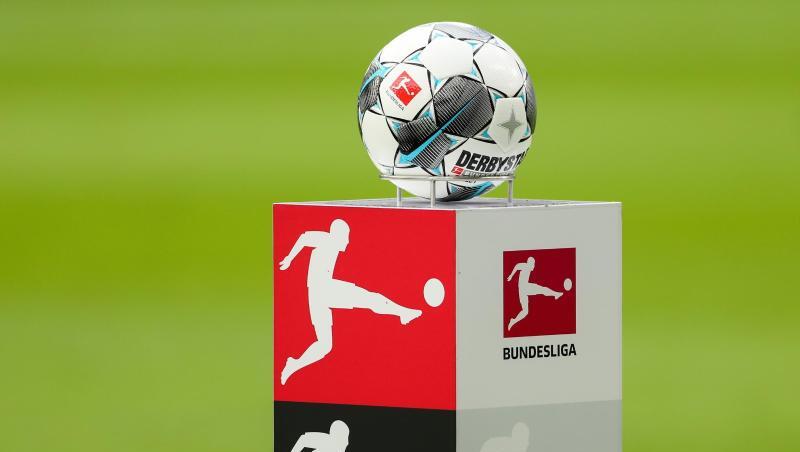 Die Deutsche Fußball Liga führt ihre Ausschreibung der Medienrechte wie geplant fort. Die Deutsche Fußball Liga führt ihre Ausschreibung der Medienrechte wie geplant fort.