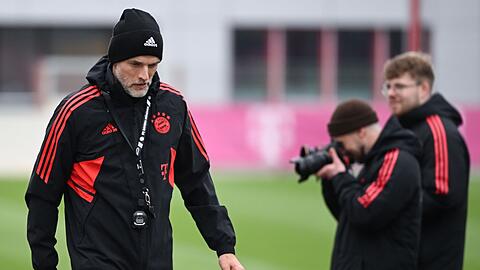 Bayern-Trainer Thomas Tuchel hofft noch auf ein kleines Fußball-Wunder.