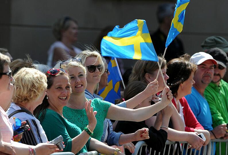 Die Braut im Spitzen-Kleid und der Bräutigam zu Tränen gerührt: Die schwedische Prinzessin Madeleine und der New Yorker Banker Chris O'Neill haben in Stockholm geheiratet. Die Bilder!