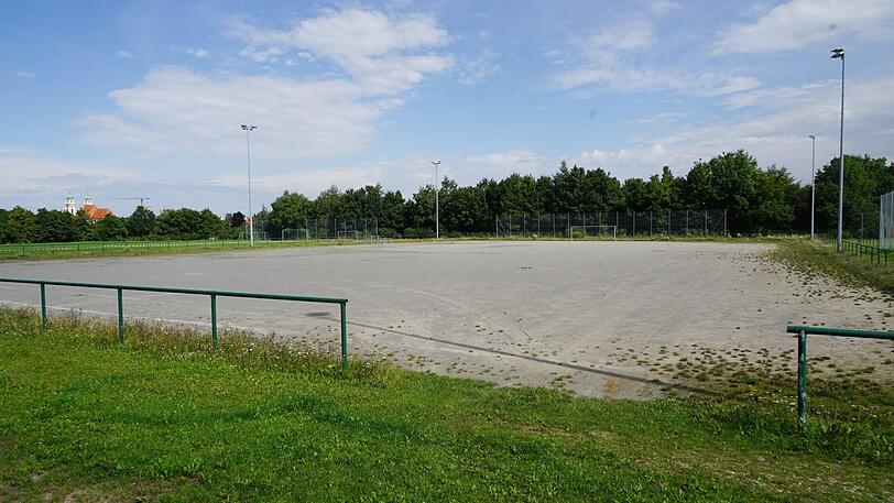 Der heutige Ascheplatz.
