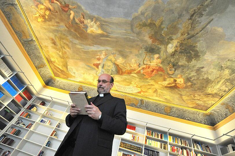 Das Erzbischöfliche Ordinariat im Rokoko-Palais Holnstein in München.