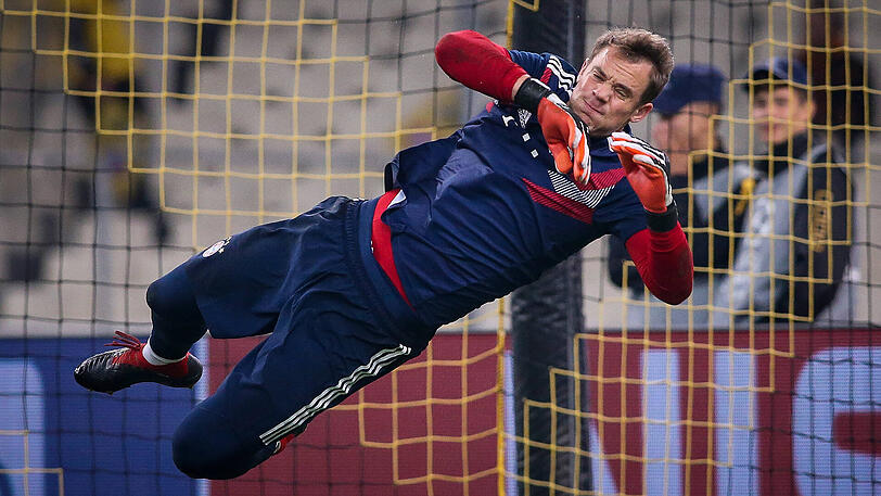 MANUEL NEUER, NOTE 3: Hätte auch während des Spiels die Akropolis oder ein Museum besichtigen können. Der Torhüter wurde nicht gebraucht.