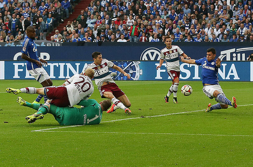 Nächstes Spiel: 3. Februar 2015, 19. Bundesliga-Spieltag gegen Schalke 04 - und nun? Das Spiel in der Hinrunde endet 1:1. Robert Lewandowski gelingt dabei sein erstes Pflichtspiel-Tor für Bayern.
