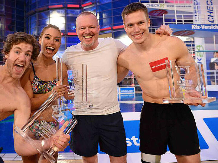 Luke Mockridge, Miss Ronja, Stefan Raab und Markus Rehm (v.li.) hatten allen Grund zur Freude