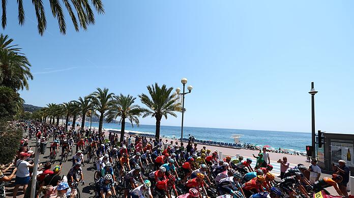 Im Hafen von Nizza startete die 20. Etappe