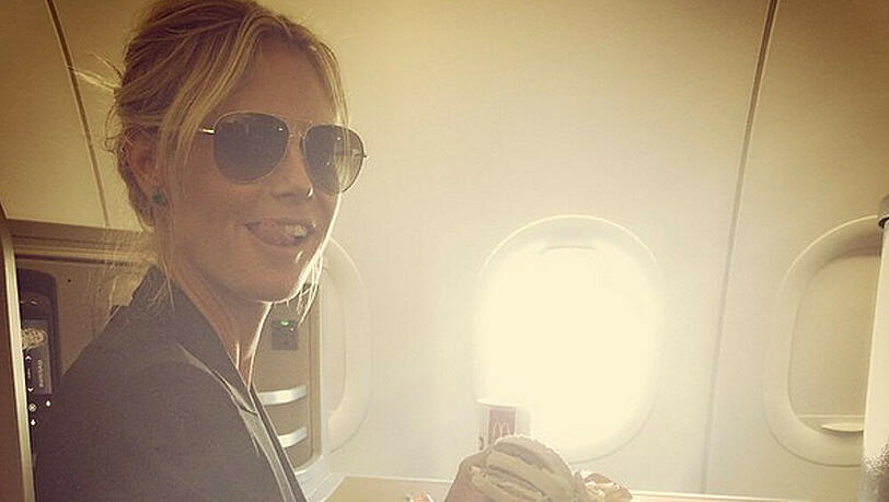 Heißhungerattacke? Heidi Klum und ein Burger Heißhungerattacke? Heidi Klum und ein Burger