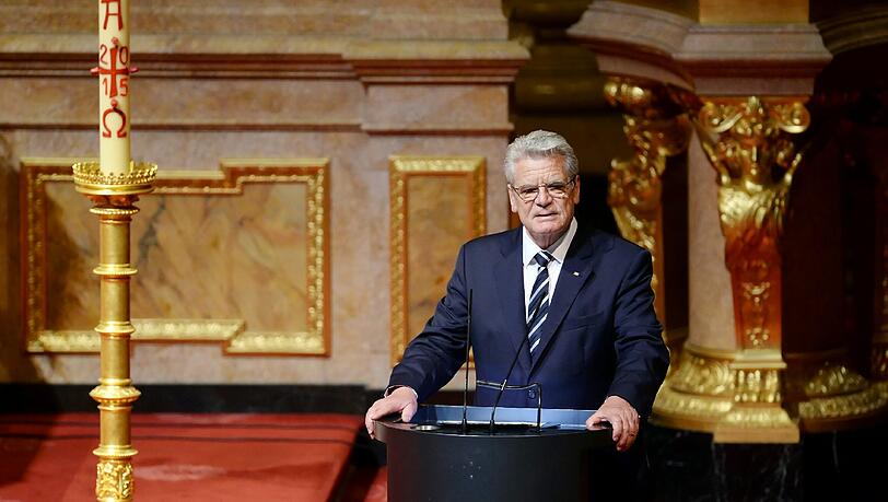 Bundespräsident Joachim Gauck spricht im Berliner Dom zum 100. Jahrestag des Beginns der Massaker an den Armeniern im Osmanischen Reich. Bundespräsident Joachim Gauck spricht im Berliner Dom zum 100. Jahrestag des Beginns der Massaker an den Armeniern im Osmanischen Reich.