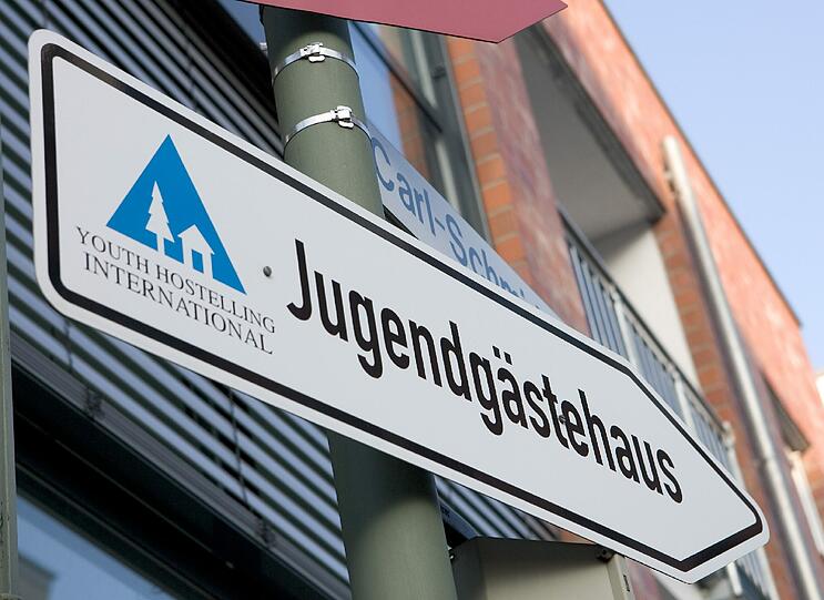 Beschäftigte der bayerischen Jugendherbergen treten in Warnstreik - unter anderem, weil sie laut ver.di keine anständigen Löhne gezahlt bekommen. (Archivbild)