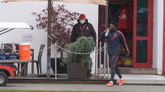 April 2021: Alphonso Davies beim Training an der Säbener Straße. (Archivbild)