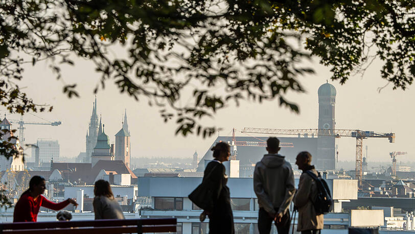 München im goldenen Licht: Damit es so schön bleibt, muss sich die Stadt weiterentwickeln – die neuen Pläne bis 2040 sollen dabei helfen.