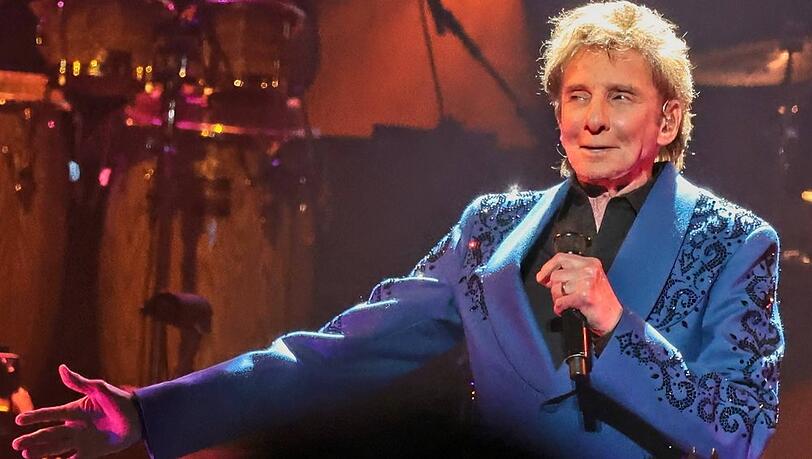 Barry Manilow bei einem Konzert in Florida im Jahr 2023.
