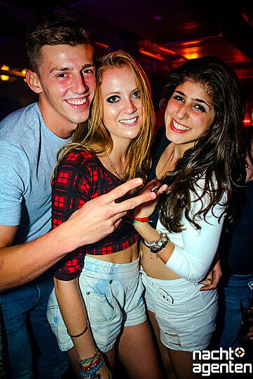 Klicken Sie sich durch die besten Partybilder des Wochenendes!