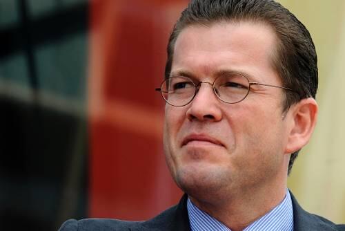 "So ein Politiker verliert natürlich alle Skrupel": Auch Wirtschaftsminister Guttenberg setzt auf Berater.