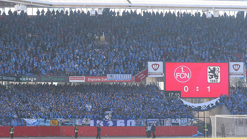 24. Februar 2018: Mehr als 14.000 Löwen-Fans sind mit nach Nürnberg gereist.