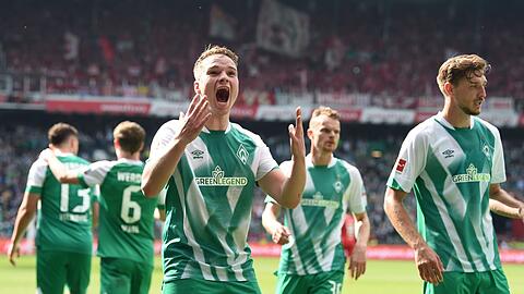 Werder spielt auch in der kommenden Saison in der Bundesliga.