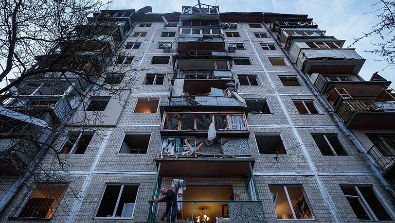 Nach heftigen russischen Angriffen beklagt die Ukraine fast 20 Tote. Nach heftigen russischen Angriffen beklagt die Ukraine fast 20 Tote.