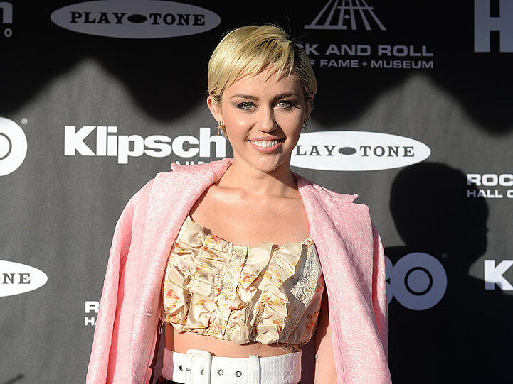 Miley Cyrus hat die Trauer um ihren toten Kugelfisch in einem Song verarbeitet