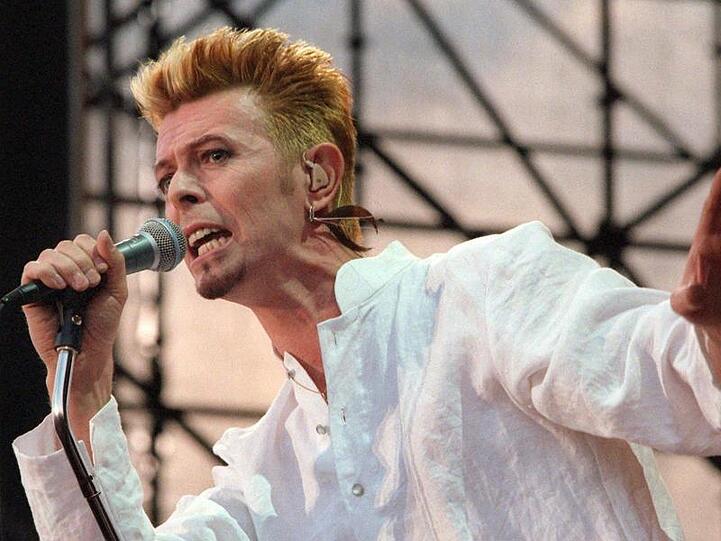 Es soll noch einige Demos von David Bowie geben.
