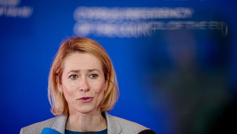 EU-Chefdiplomatin Kaja Kallas will nach der Abwahl Orbans bisherige Tabus bei Russland-Sanktionen infrage stellen.