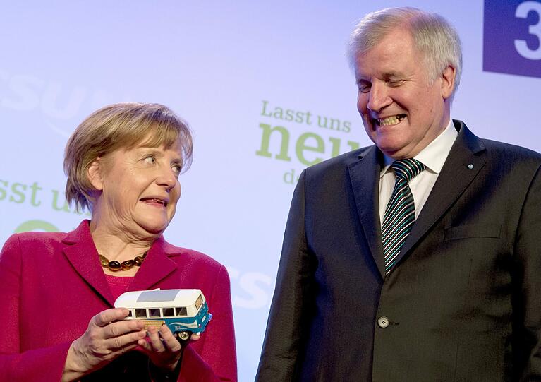 Schmids VW T1 - ein Geschenk für die Kanzlerin.