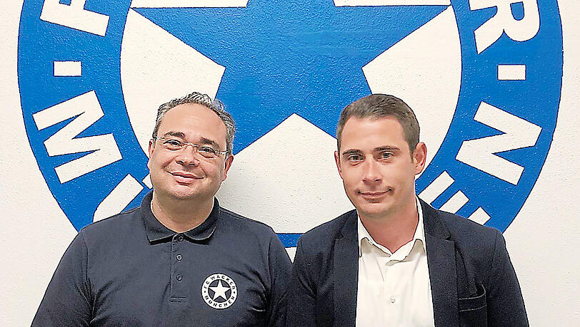 Mit Wacker in der Kreisliga: Franco Tamburello (l.) und Florian Bamminger, die Vorsitzenden des Vereins. Mit Wacker in der Kreisliga: Franco Tamburello (l.) und Florian Bamminger, die Vorsitzenden des Vereins.