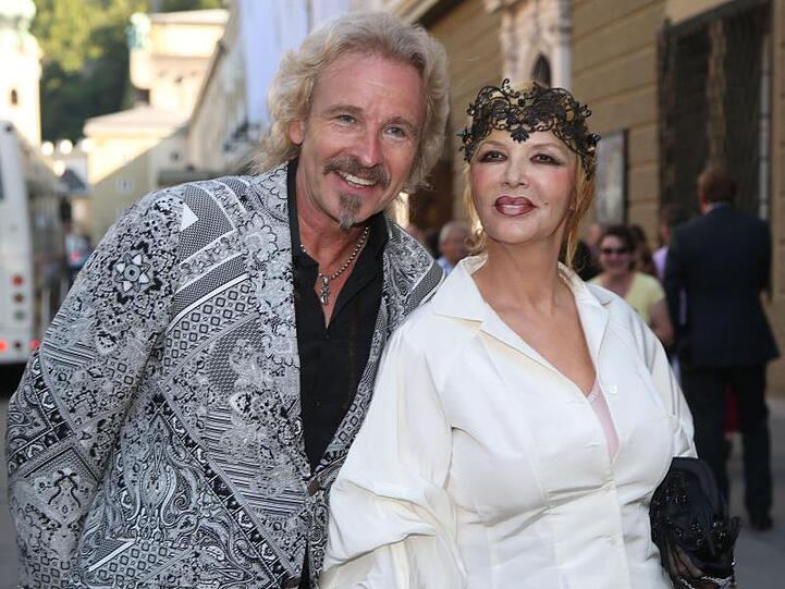 In Bayreuth sind sie Stammgäste gewesen, aber auch bei den Salzburger Festspielen (2013 ) konnte man Thomas und Thea Gottschalk begrüßen.