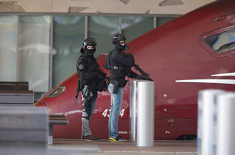 Polizeieinsatz in Rotterdam: In einem Thalys-Zug hat sich ein Mann in einem WC eingeschlossen.