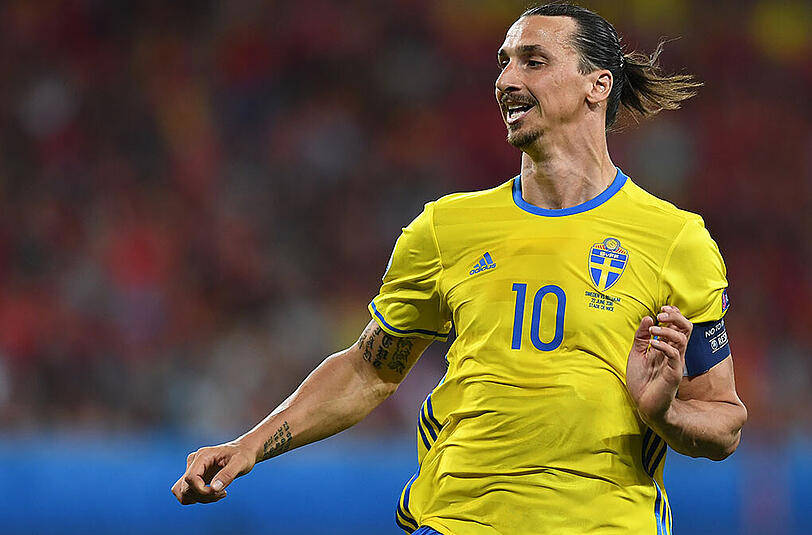 Bitteres Ende für Zlatan Ibrahimovic. Mit seinen Schweden unterliegt er Belgien mit 0:1 und verpasst damit den Einzug ins Achtelfinale der EM.